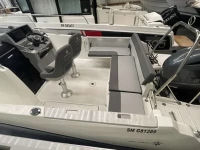 Jeanneau Cap Camarat 6.5 CC Serie 3 4