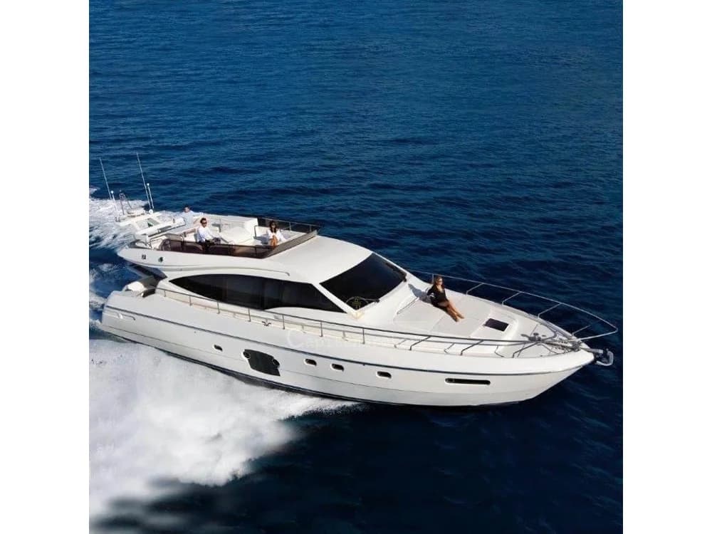 Ferretti Yachts - 592