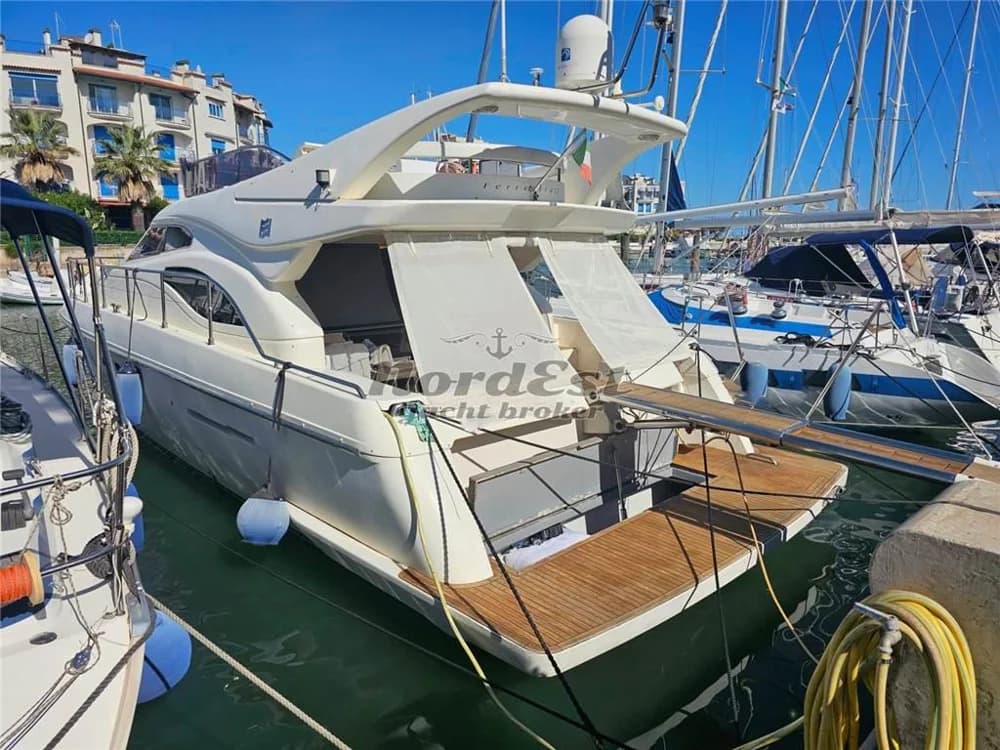 Ferretti - 430