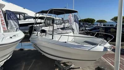 Jeanneau Cap Camarat 5.5 CC 2