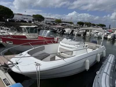 JEANNEAU CAP CAMARAT 7.5 CC 2