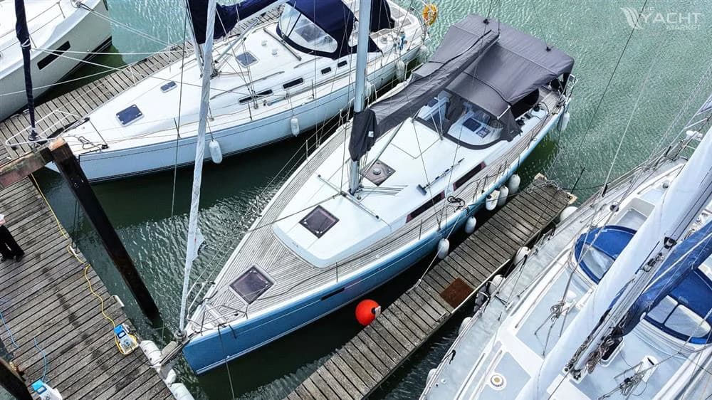 Hanse 385