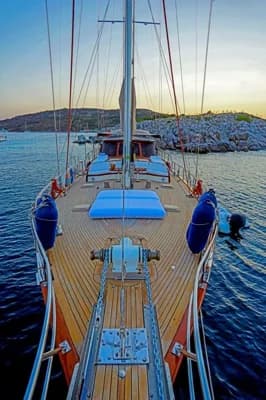 22m Motorsailer, 4 Cabins 2
