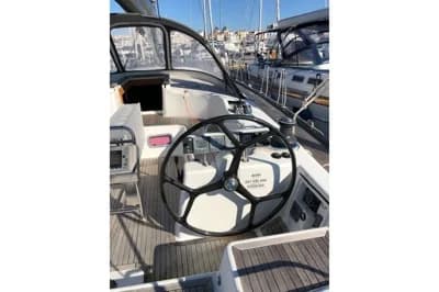 2005 Hanse 531 | 53 ft 3