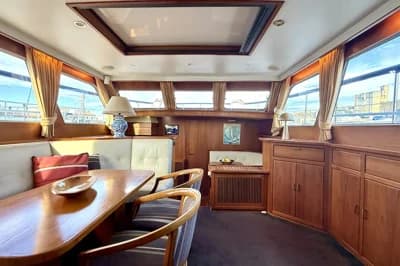 1993 Super Van Craft 14.80 | 15m 3