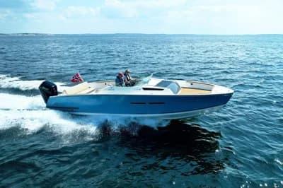 2025 Cormate Chase 32 Pro XS | 10m 2
