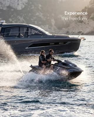 Alyssa Fly 11 by Barbossa - Flybridge 5