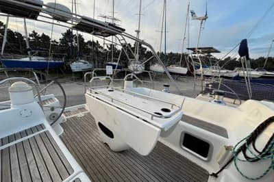 2001 Jeanneau Sun Odyssey 43 | 13m 4