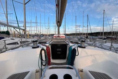 2001 Jeanneau Sun Odyssey 43 | 13m 5