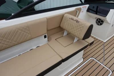 Sea Ray SDX 270 SURF EU & Trailer 3