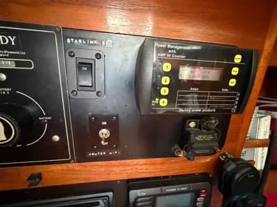 1987 Moody 376 CC Boat for Sale in Southampton 3