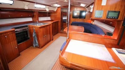 Bavaria 38-2 5