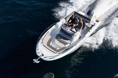 Jeanneau Cap Camarat 6.5 CC Serie 3 2