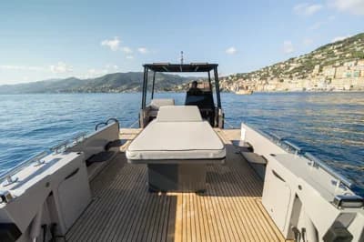 2023 Alunautic Tricat 740 | 24.3 ft 3