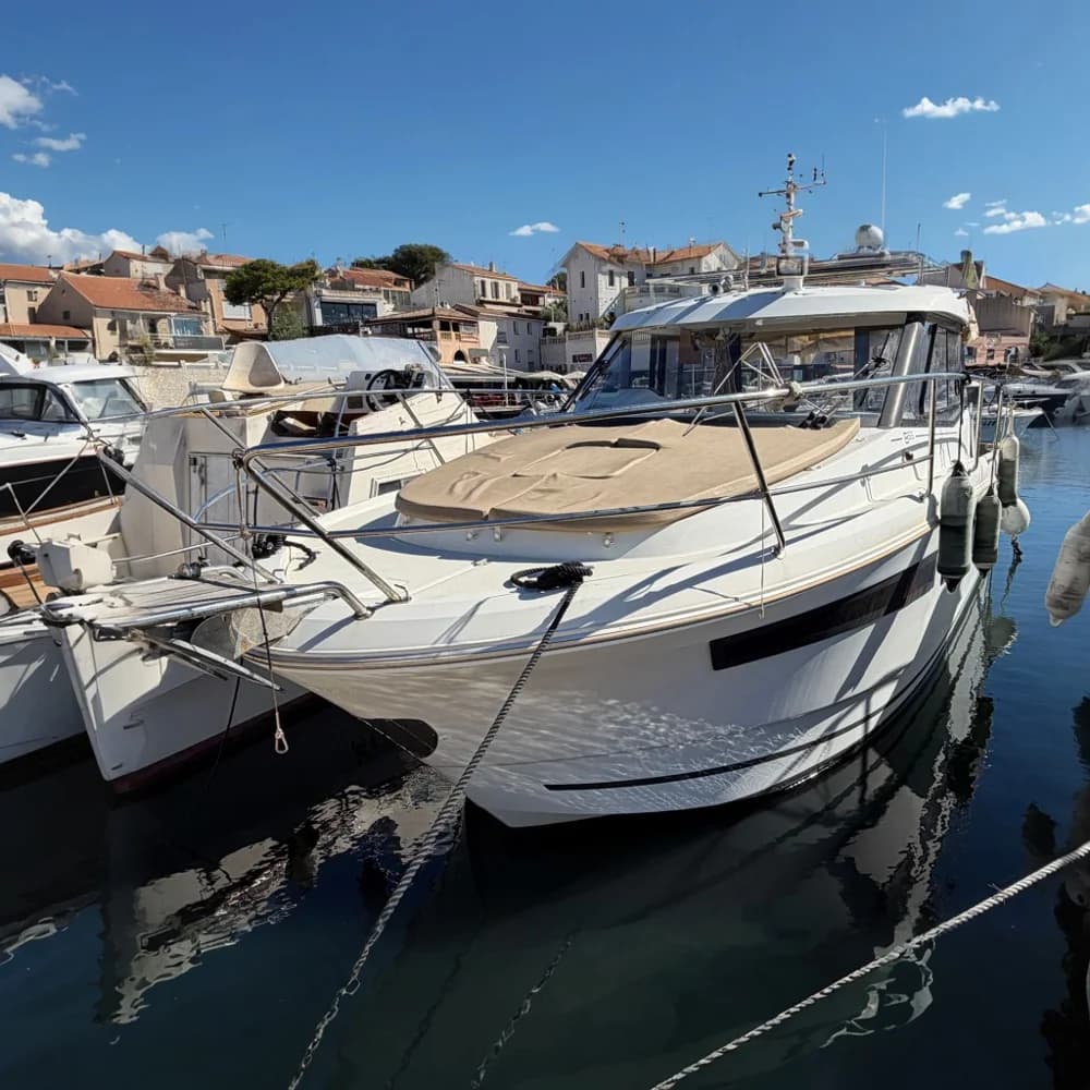 Jeanneau Merry Fisher 855