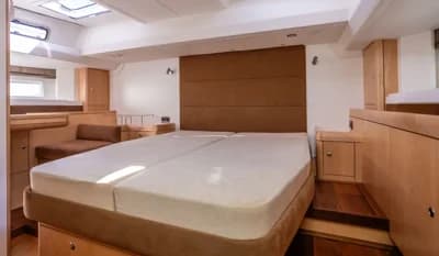 2016 Oyster 575 Boat for Sale in Ipswich 3