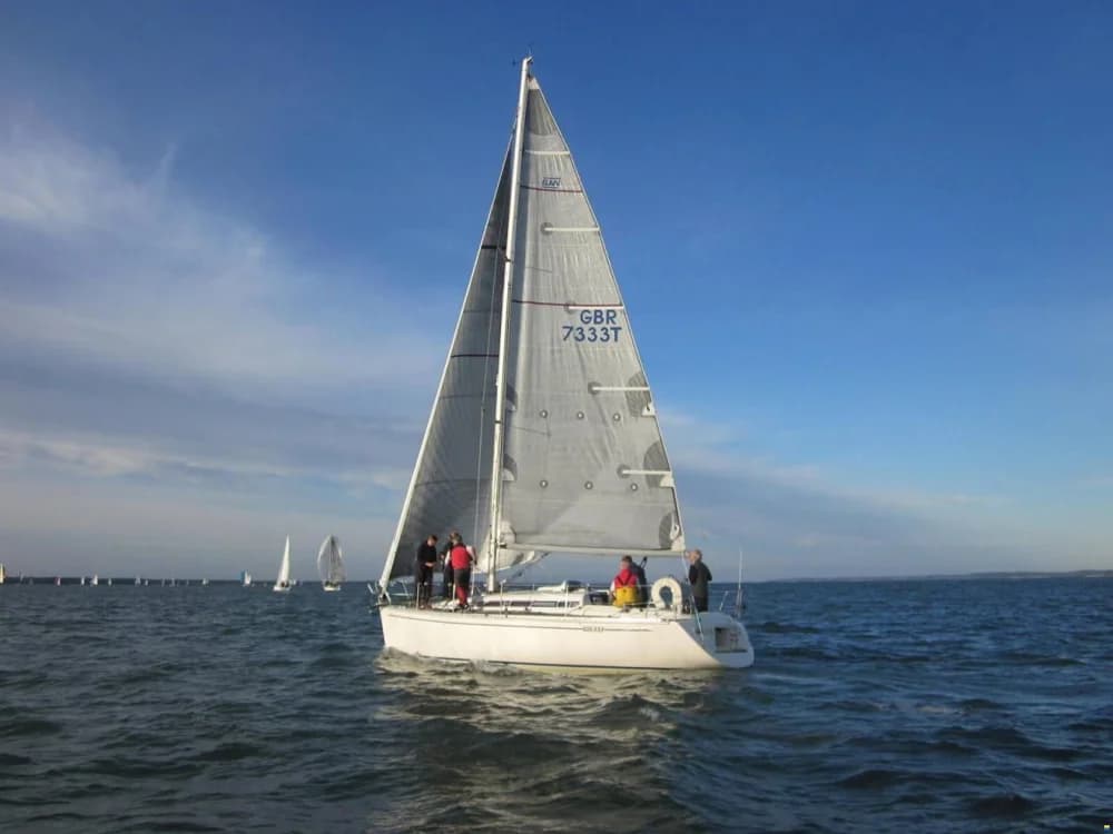 Elan Marine 333
