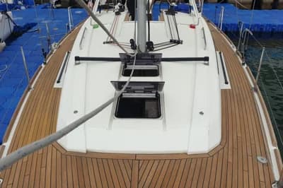 2018 Beneteau Oceanis 38.1 | 12m 4