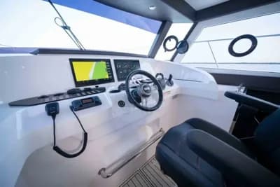 2025 SilverCat 46 LUX Boat for Sale 3