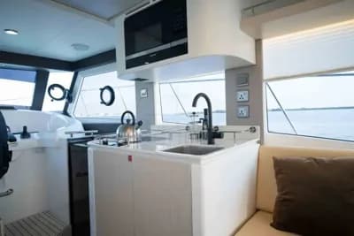 2025 SilverCat 46 LUX Boat for Sale 4