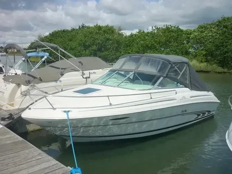 1997 Sea Ray 215 Express Cruiser Boat for Sale in Poole