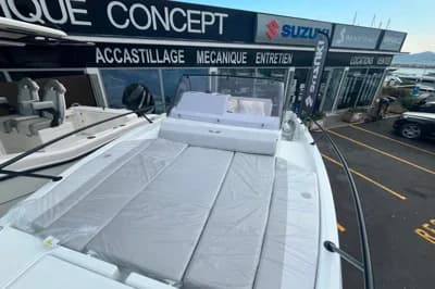 Beneteau Flyer 750 Sun Deck 3