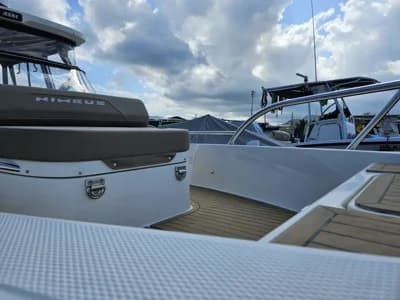 Nimbus Tender 8 3