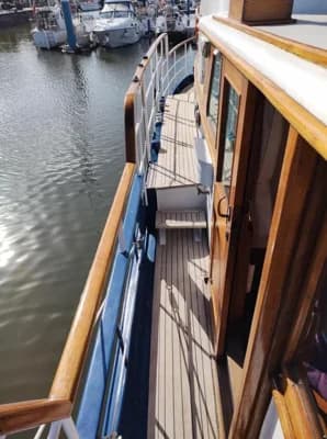 Custom Motorsailer 3