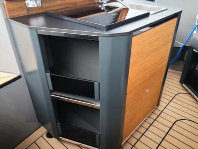 Alfastreet 25 CABIN VERADO 300 2