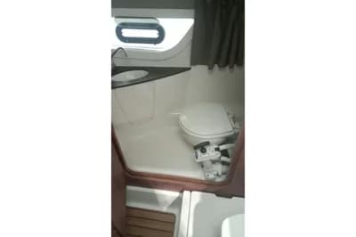 Quicksilver Activ 805 Sundeck 2
