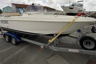 B2 Marine Cap Ferret 650 Open 2