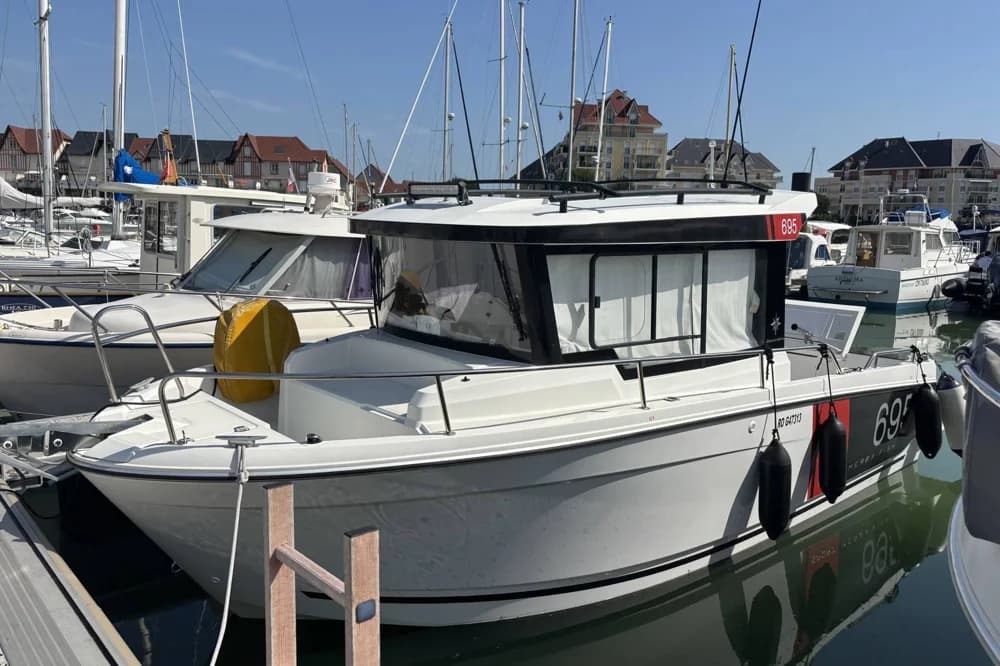 Jeanneau Merry Fisher 695 Sport