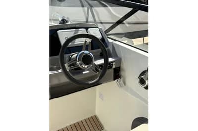 Jeanneau Cap Camarat 7.5 BR 2