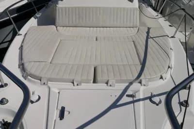 Boston Whaler 28 Outrage 3