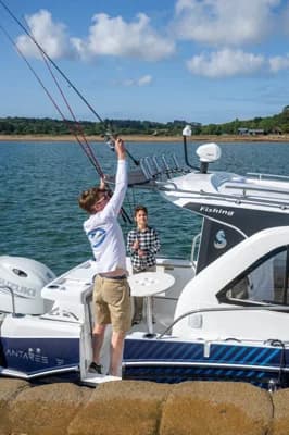 Beneteau Antares 7 Fishing 2