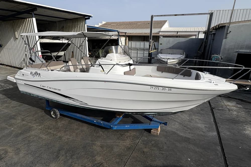 Jeanneau Cap Camarat 7.5 CC Serie 2