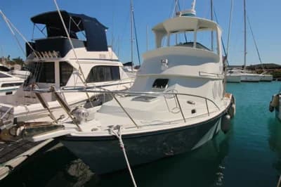 Black Watch 34' Flybridge 2
