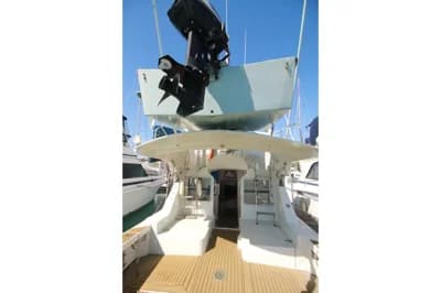 Black Watch 34' Flybridge 3