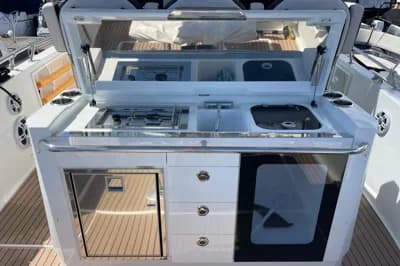 Jeanneau Cap Camarat 10.5 CC 2