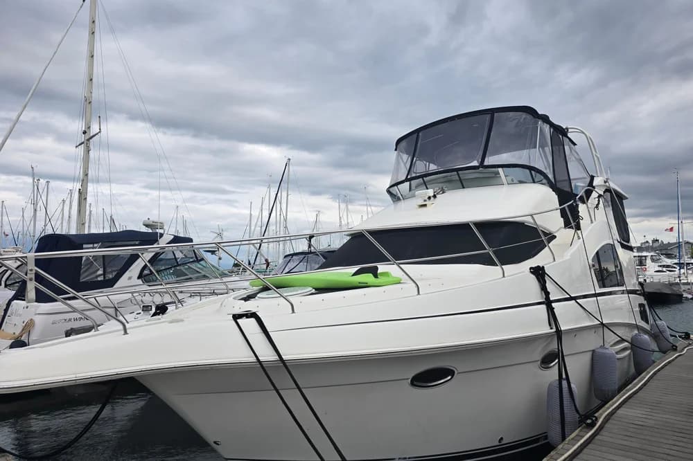 Silverton 39 Motor Yacht