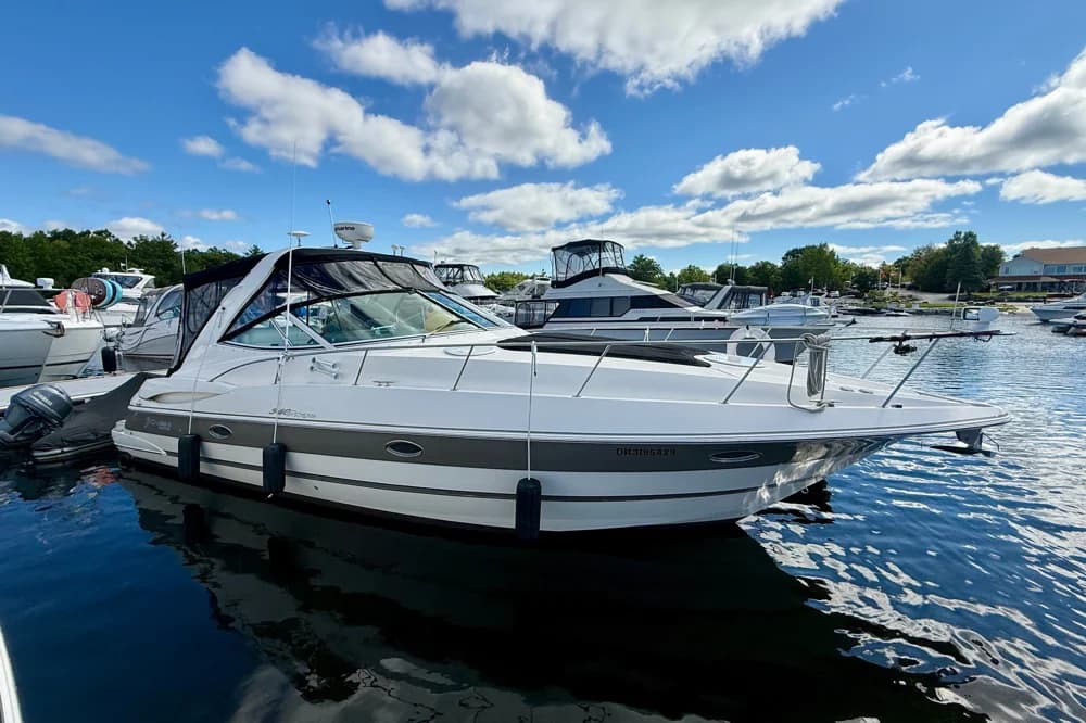 Cruisers Yachts 340 Express