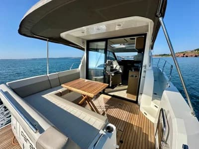 Jeanneau NC 33 2