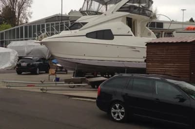 Silverton 330 Sport Bridge 2