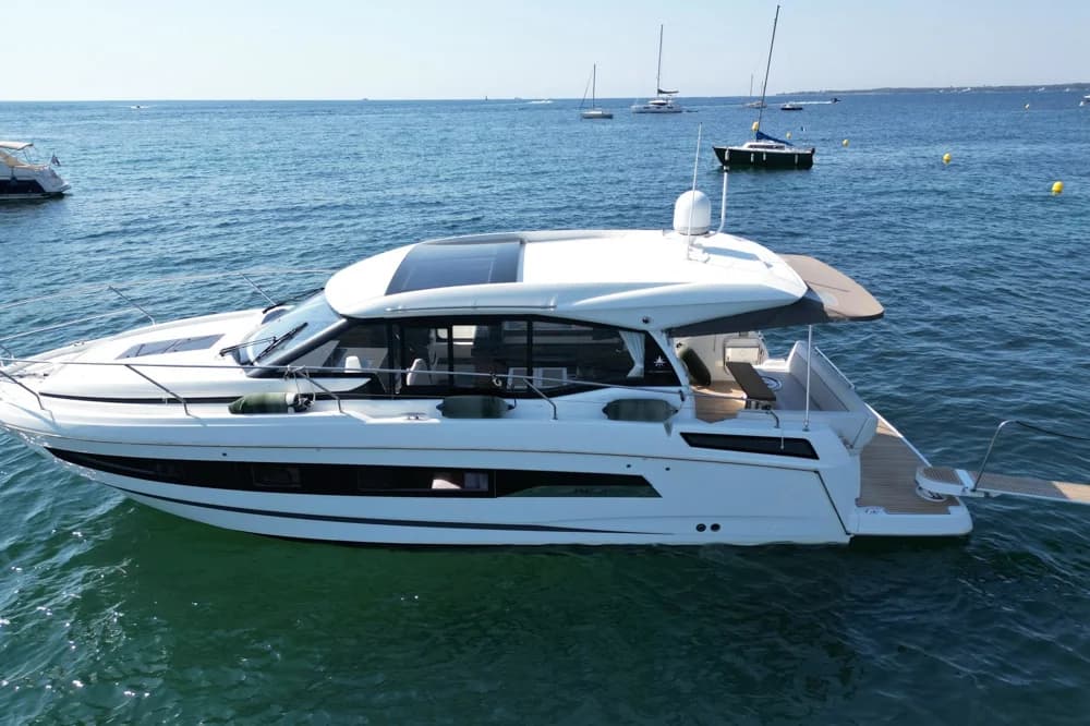 Jeanneau NC 37