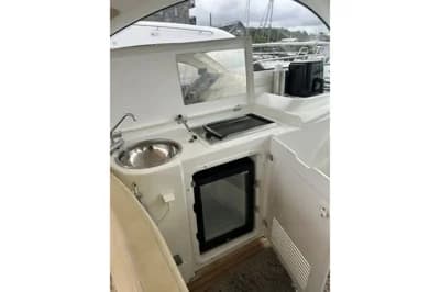Beneteau Monte Carlo 32 Hard Top 3