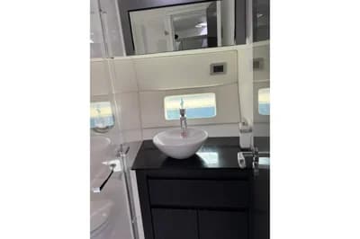 Schaefer 400 Sport 2