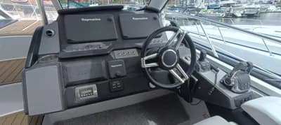 Four Winns H440 3