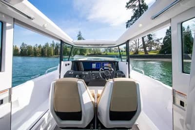 Axopar 29 XC Cross Cabin 2
