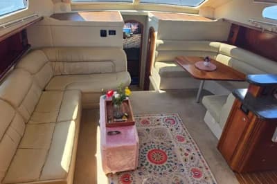 Cruisers Yachts 455 Express Motoryacht 2