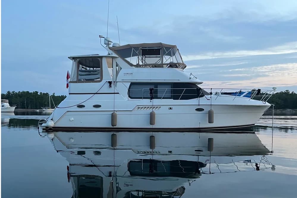 Carver 406 Aft Cabin Motor Yacht
